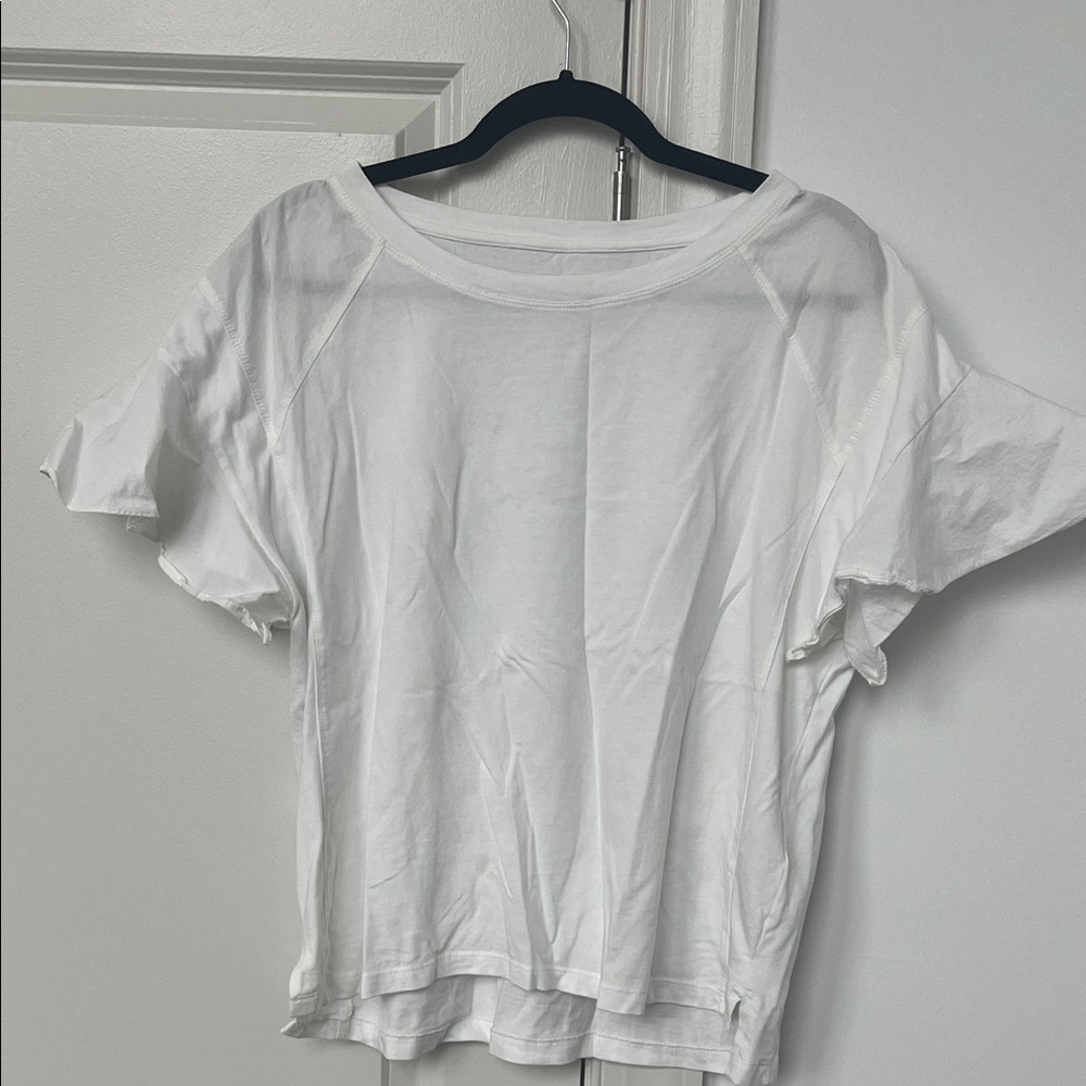 By Anthropologie White Flutter-Sleeve Tee Small